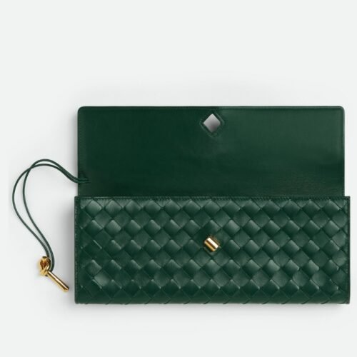 Bottega Veneta Andiamo Clutch bag