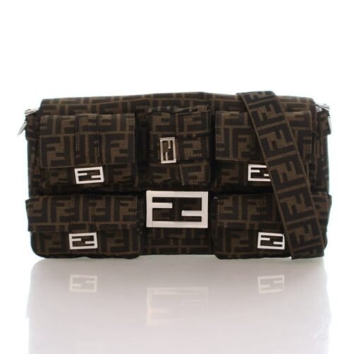 Fendi Maxi Multipocket Baguette