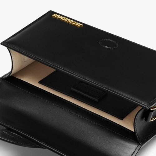 Jacquemus Le Grand Bambino bag