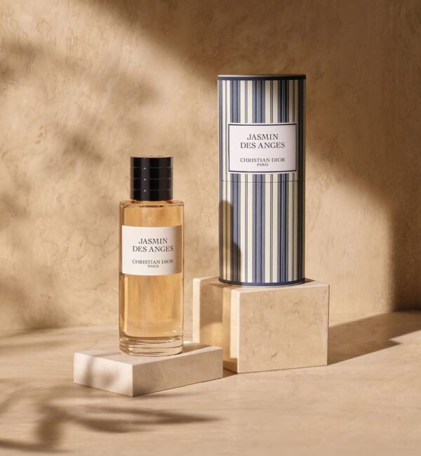 Y0997049_C099700170_E01_GHC Christian Dior Jasmin des Anges